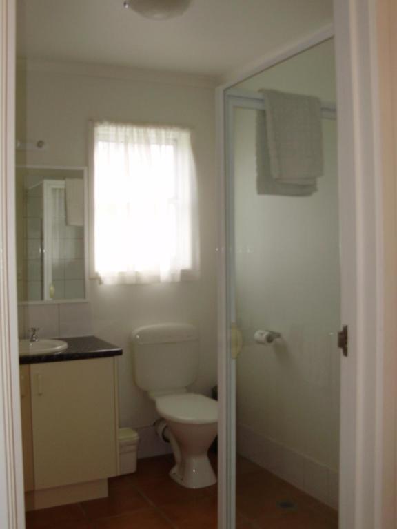 Redwood Manor Motel Apartments Warrnambool Room photo